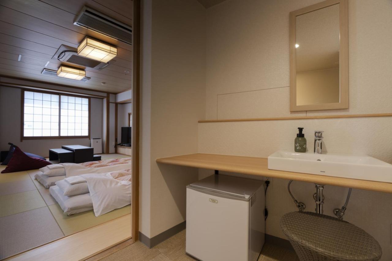 Hotel Ohta Ozu  Extérieur photo