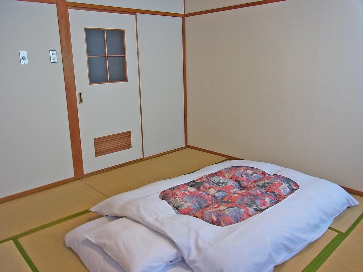 Hotel Ohta Ozu  Extérieur photo